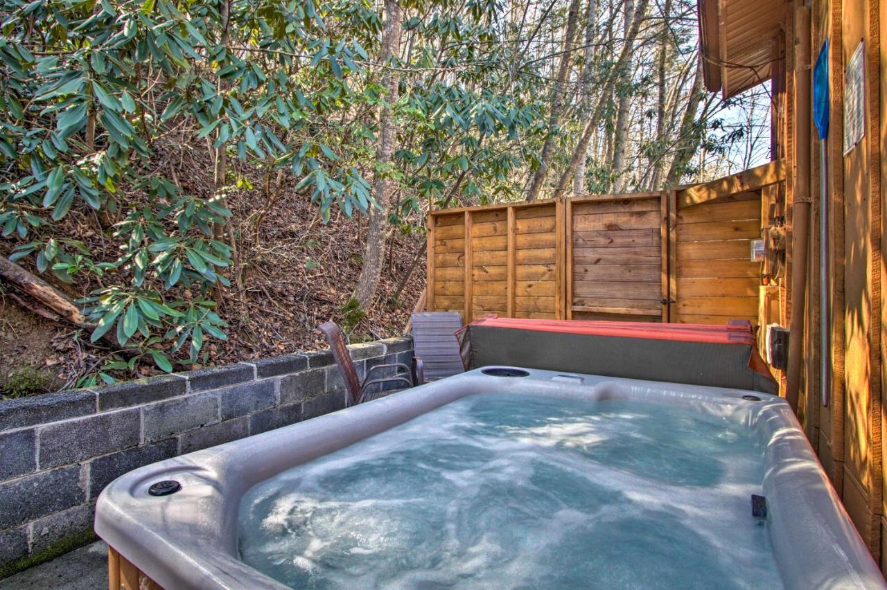 Couples Cabin Great Smoky Arts And Crafts Community Villa Gatlinburg Eksteriør billede